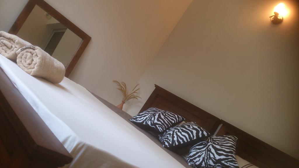 Summer Valley Boutique Villa Unawatuna Pokoj fotografie